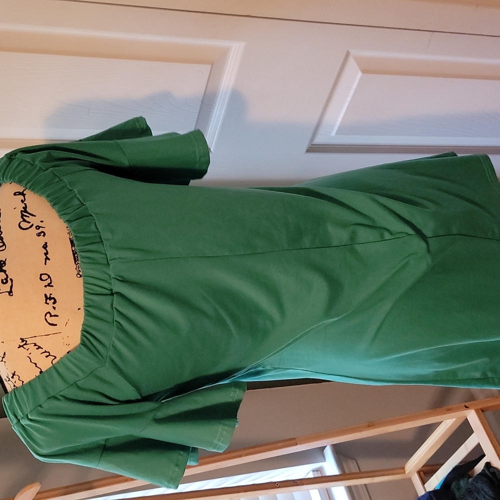 Spring Soft Dress - Picture 2 of 3